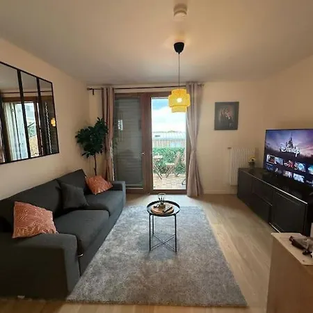 Apartment Cosy Avec Terrasse A *